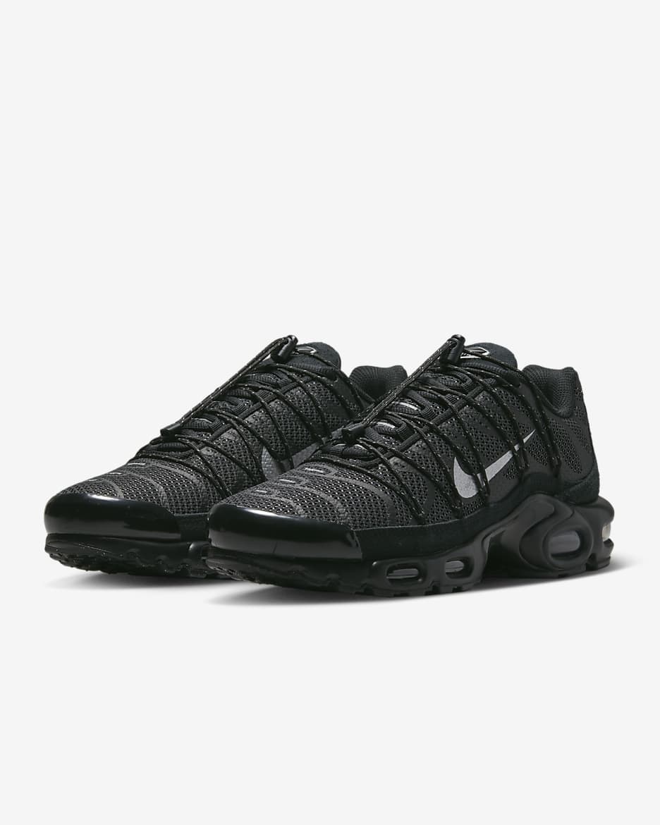 Black volt air max plus best sale